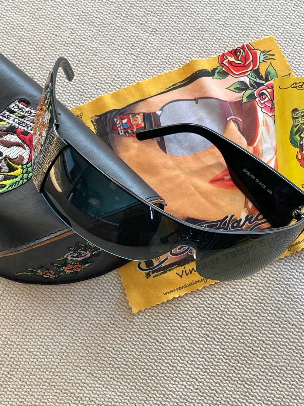 VTG Ed Hardy Y2K Black Oversized Sunglasses Decorative Crystal Tiger Temples